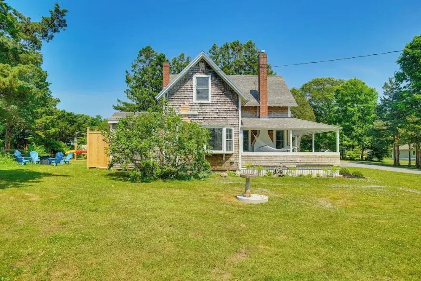 Pocasset Home w/ Kayaks & Bikes: Walk to 2 Beaches