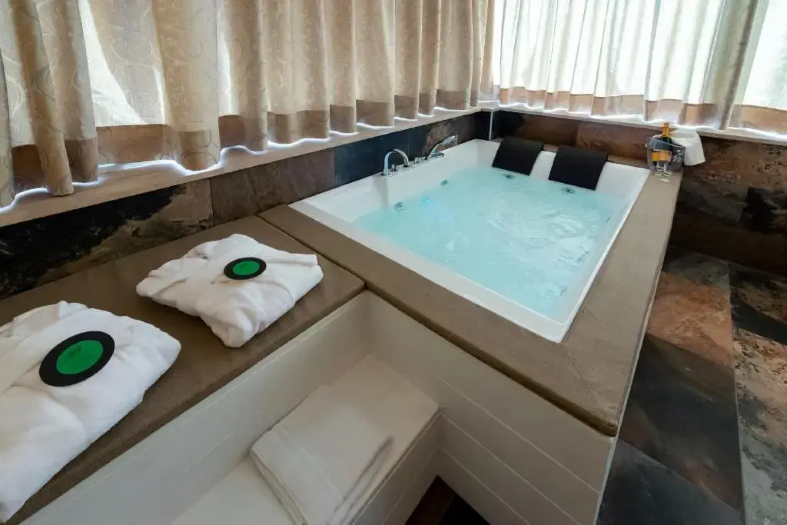 Hotel De La Ville Relais