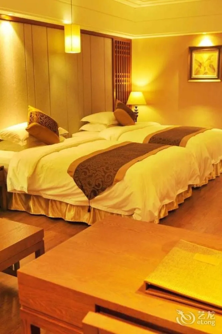 Xishuangbanna Harbour Side International Hotel