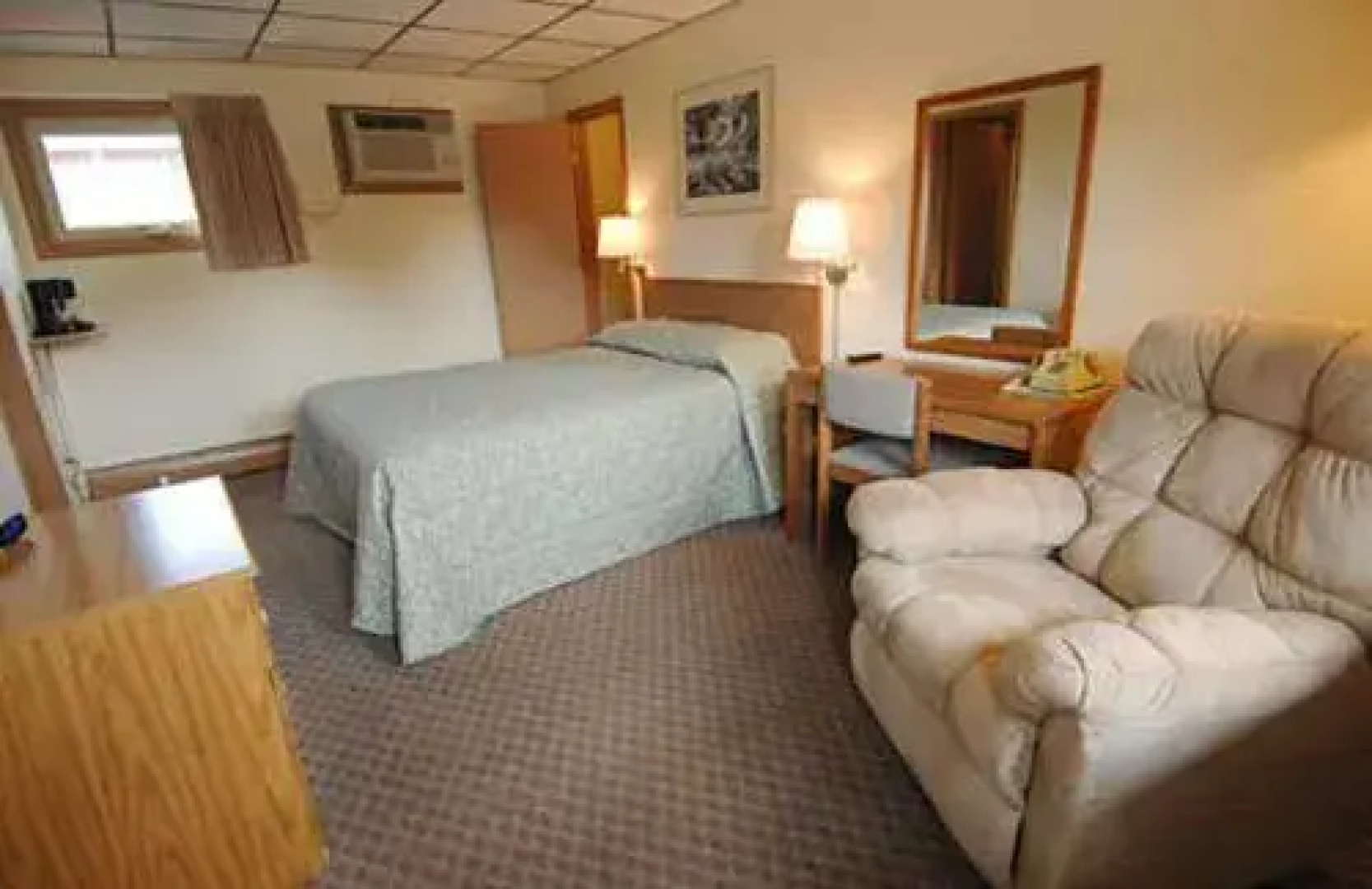 Pine View Inn