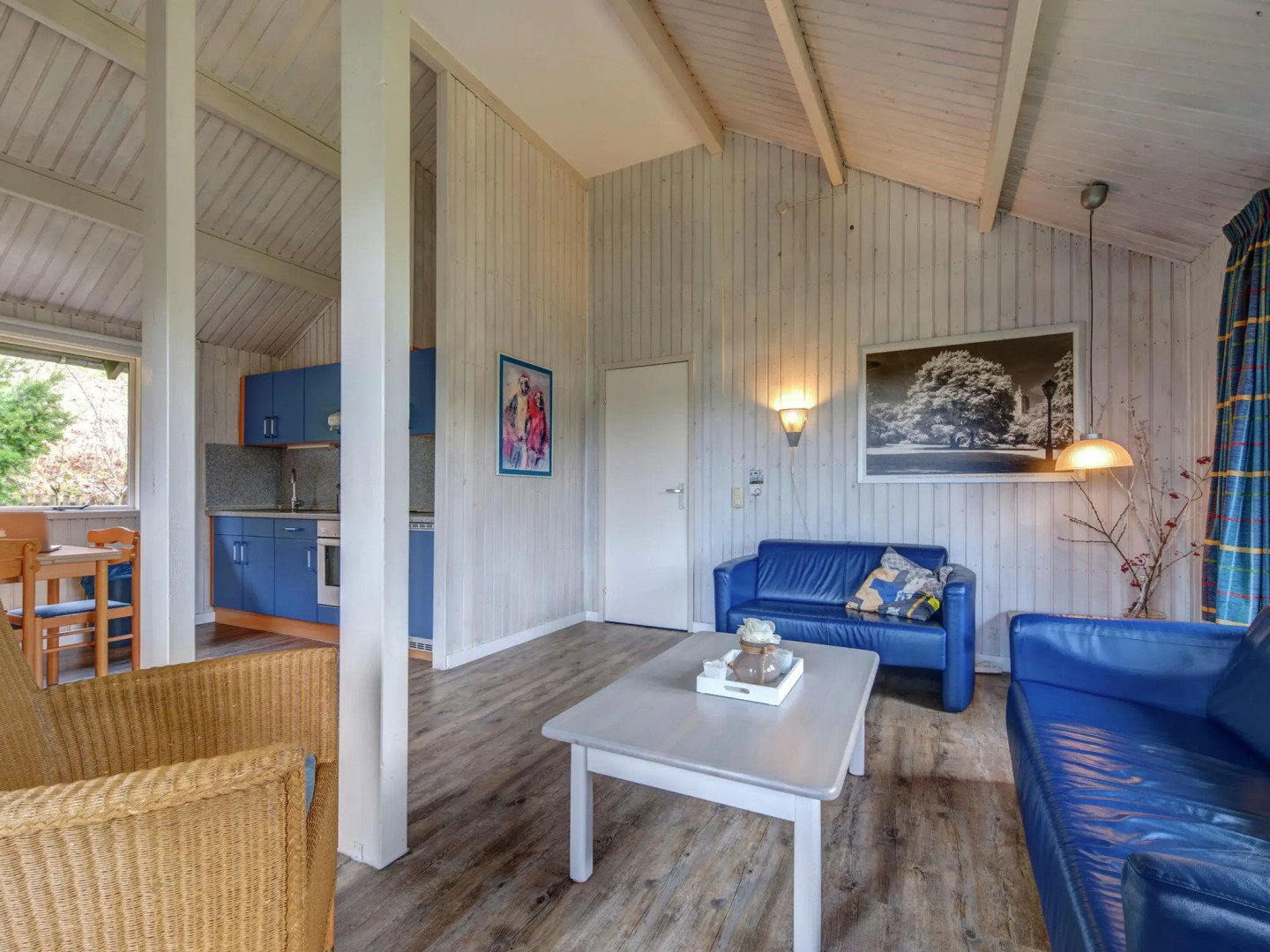 Detached bungalow in Naturpark Nordeifel near a reservoir