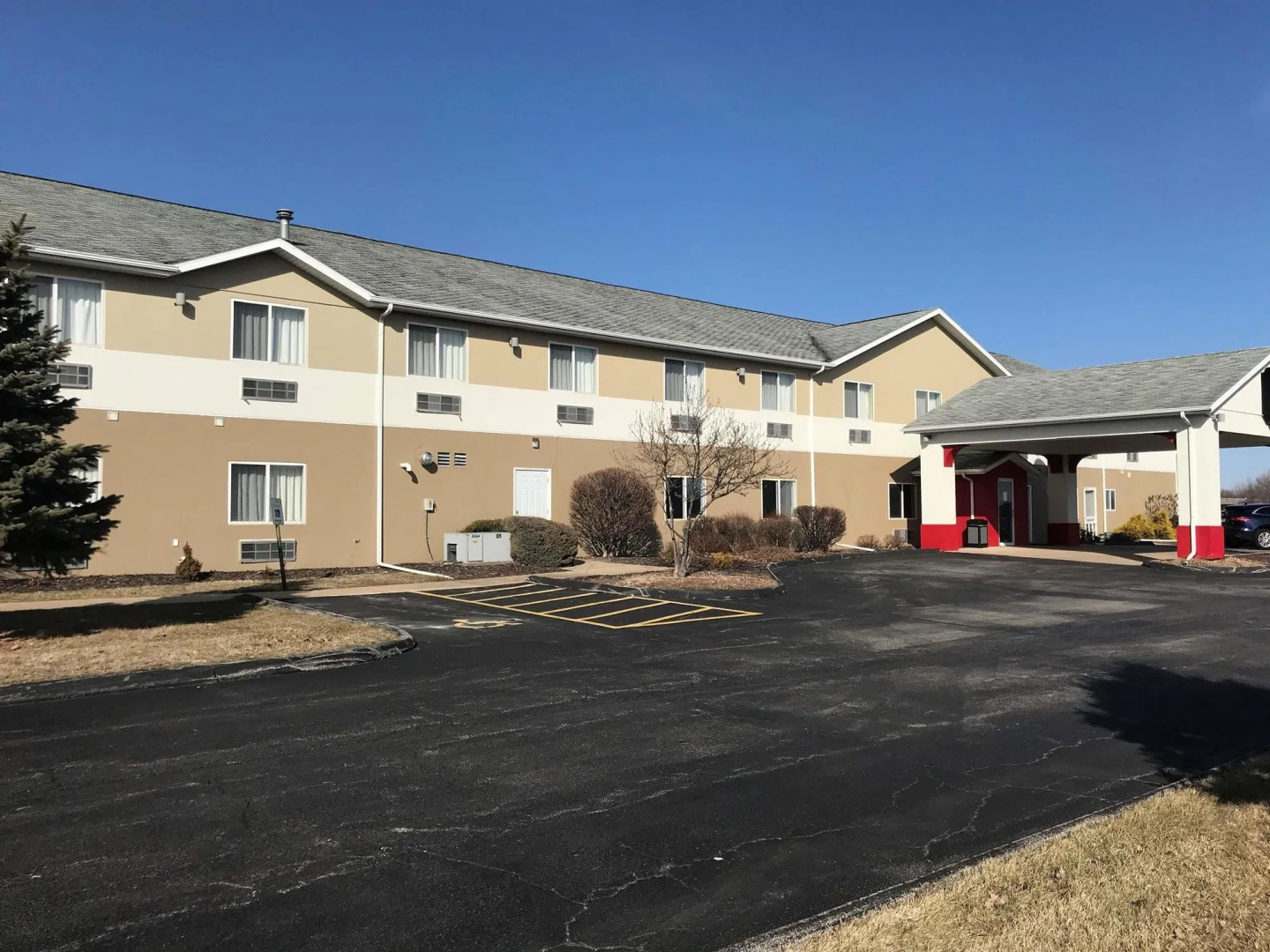 SureStay Plus Hotel by Best Western Bettendorf