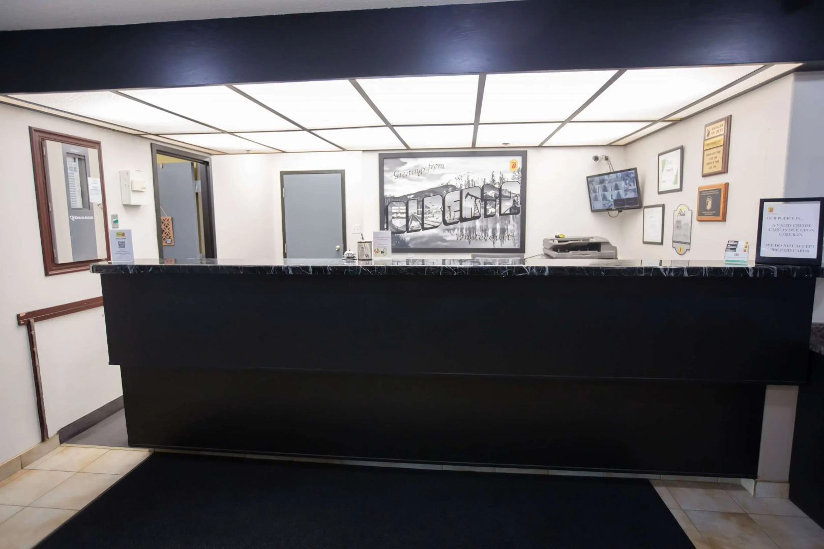 Super 8 by Wyndham Whitecourt