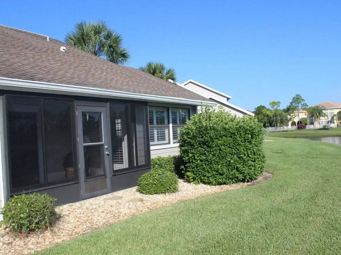 2037Corn - Spruce Creek FlyIn by RedAwning