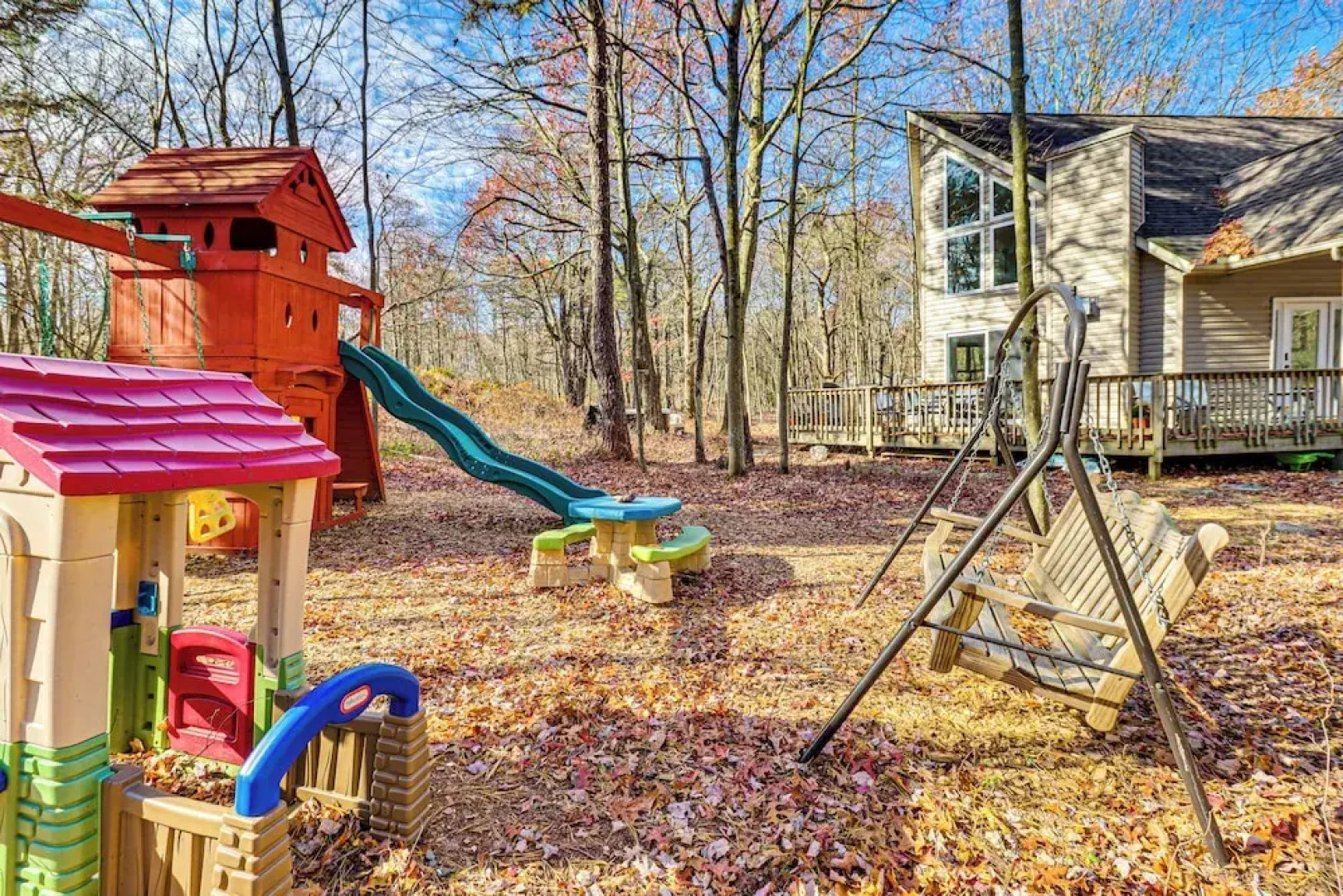 Serene Poconos Cabin w/ Hot Tub & Beach Access!