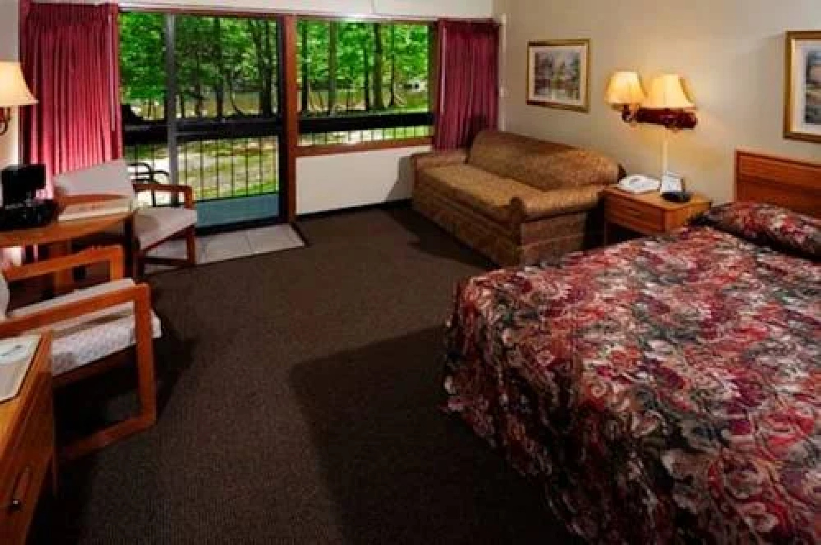 Pipestem Resort State Park