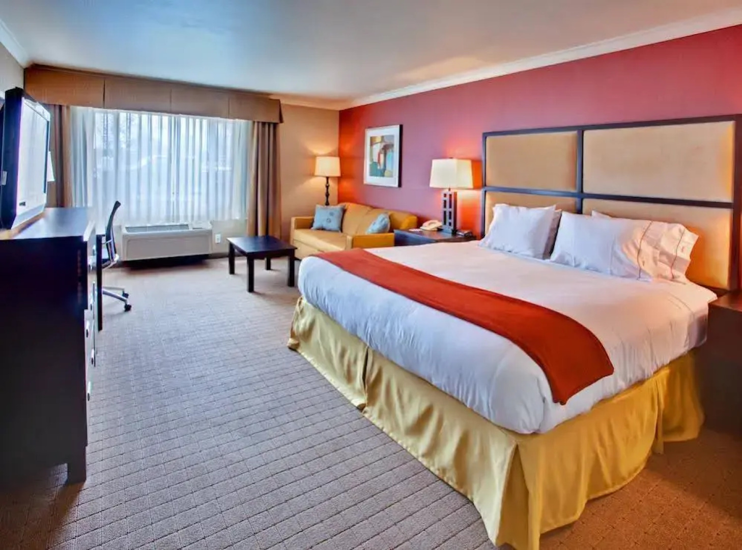 Holiday Inn Express Encinitas Cardiff Beach Area