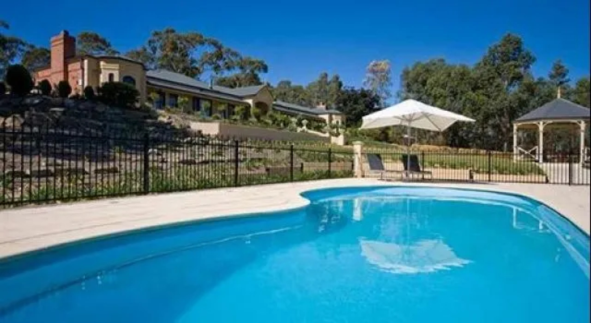 Brice Hill Country Lodge