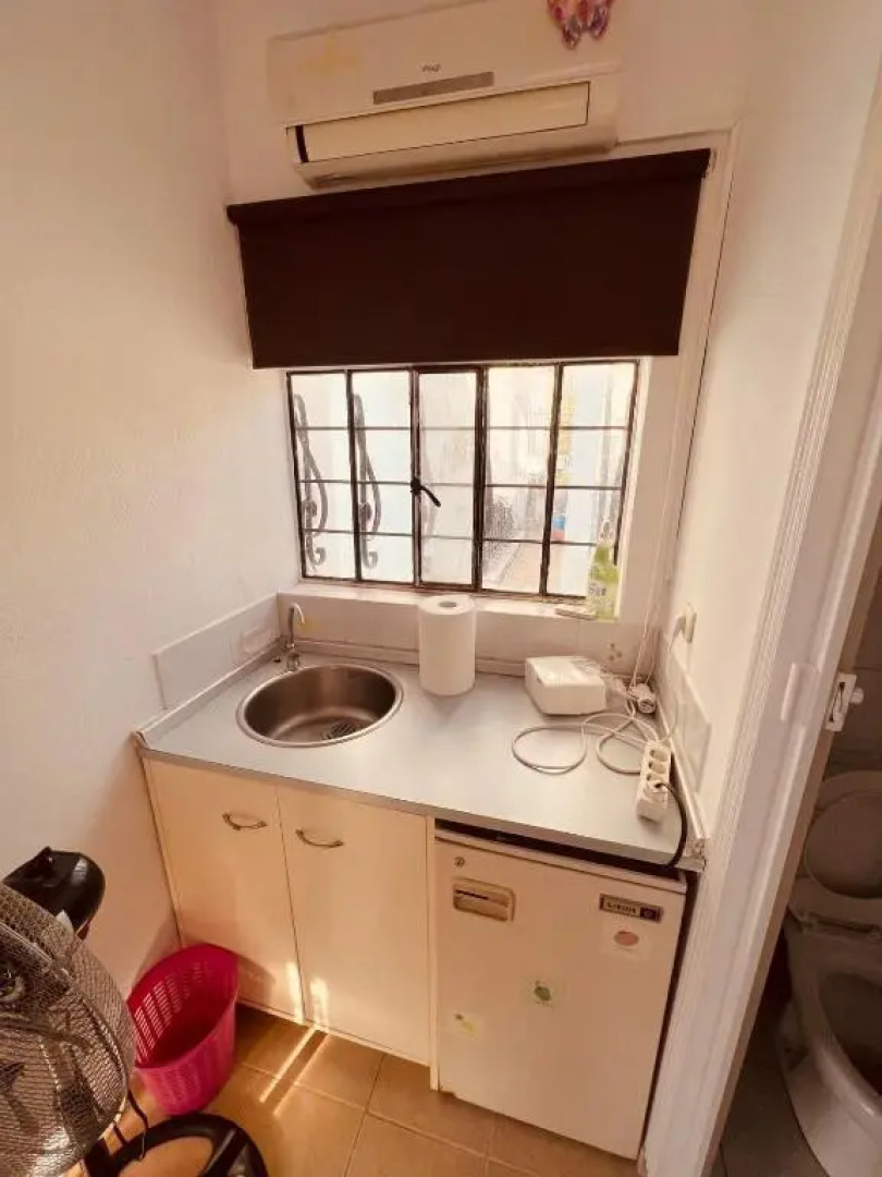 Small house 50 m from the beach