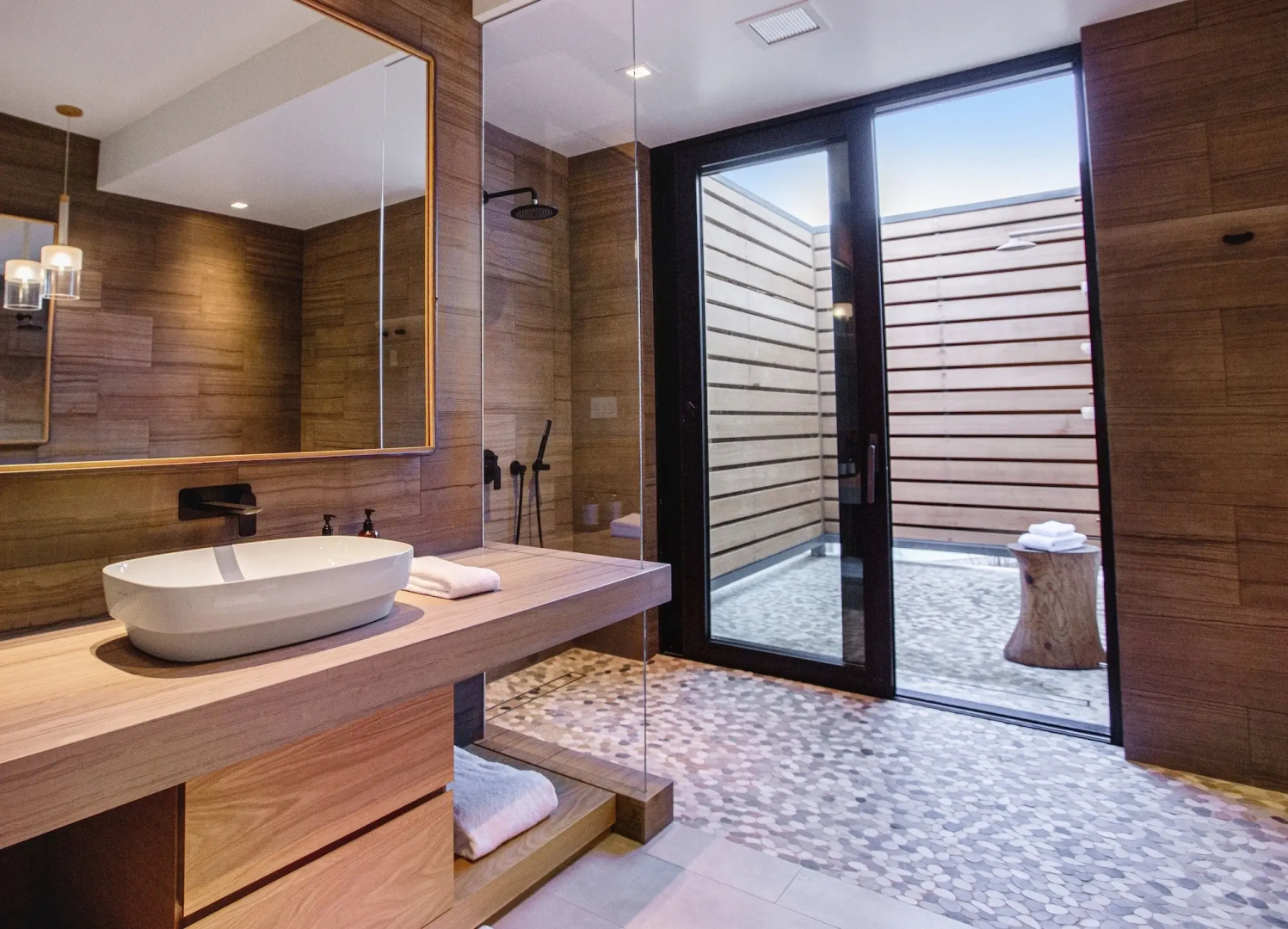 The Lodge at Blue Sky, Auberge Collection