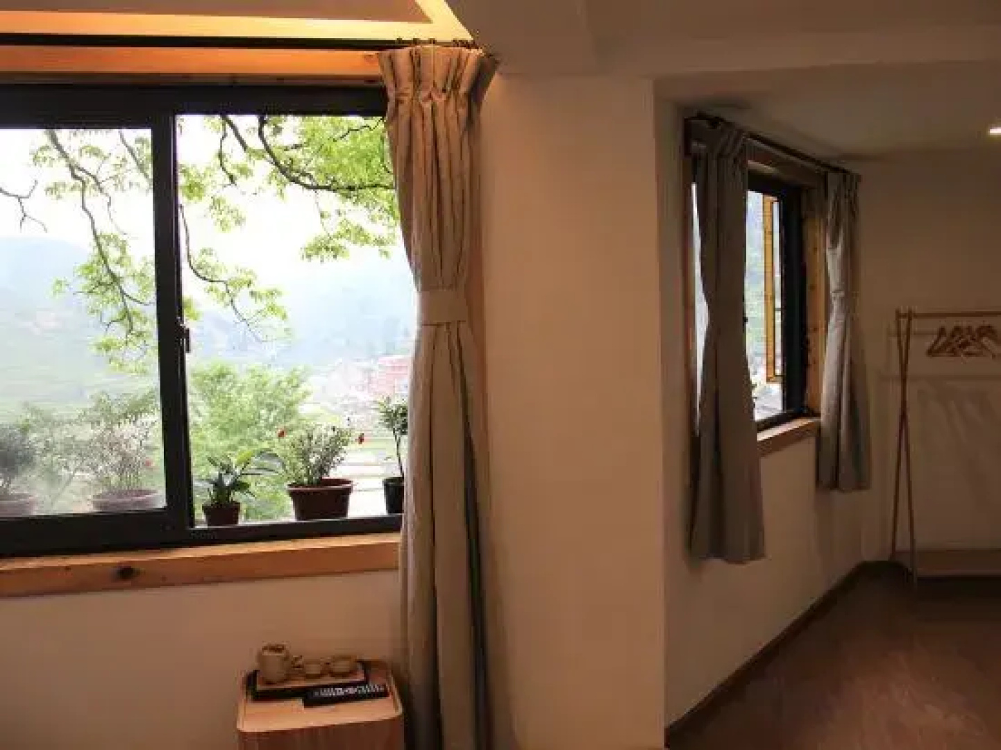 Xijiang Shanju Inn