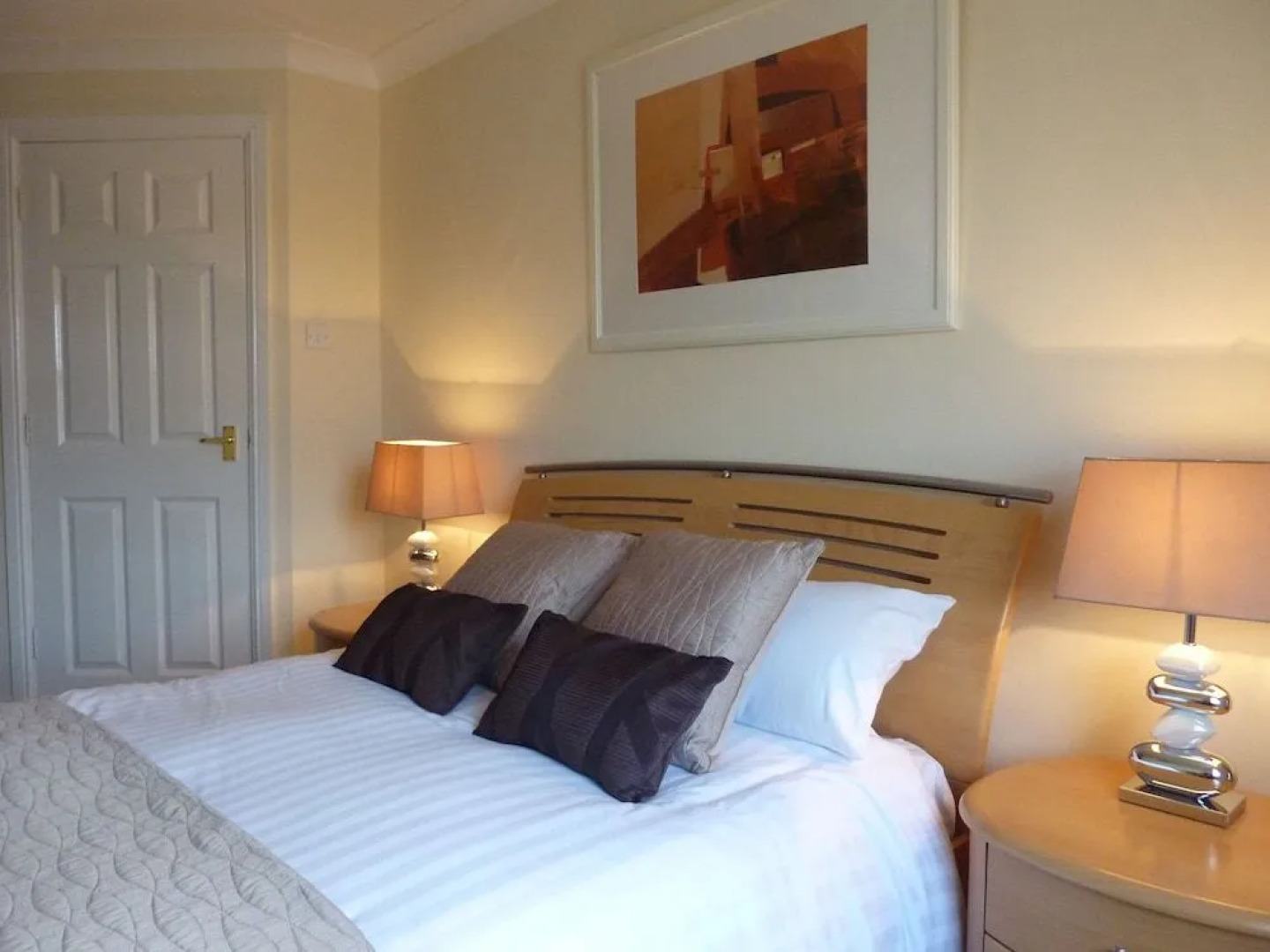 Maple House Serviced Apartments