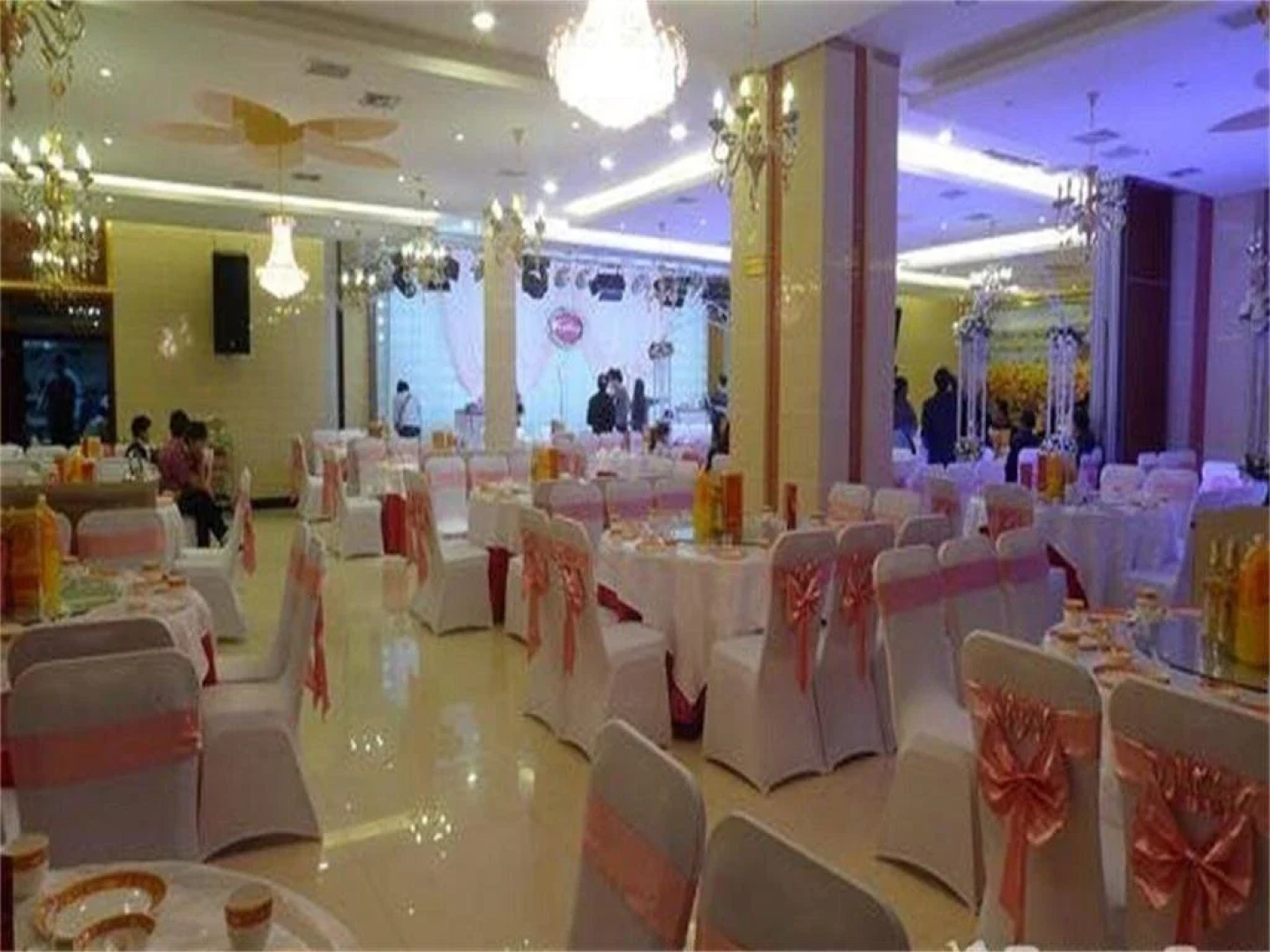 Xichang Xiaoding Business Hotel