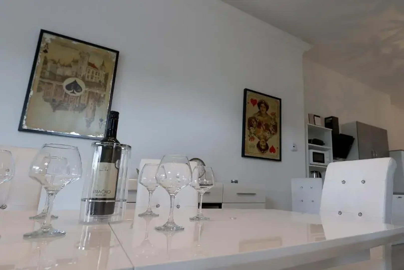 Exklusive FW mit 3 SZ und großer Terrasse