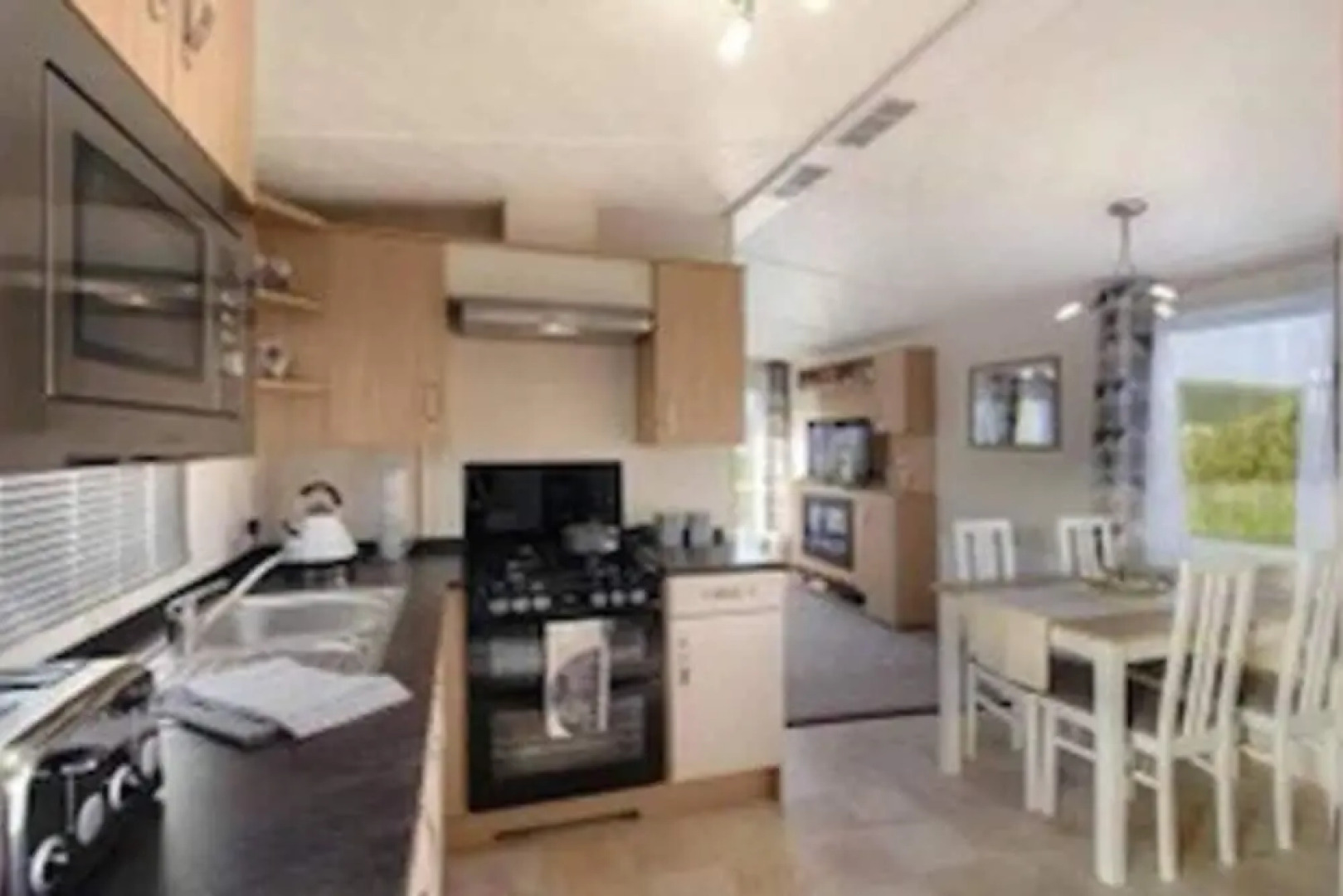 Captivating 3 Bedrooms Loch Views Indoor Pool