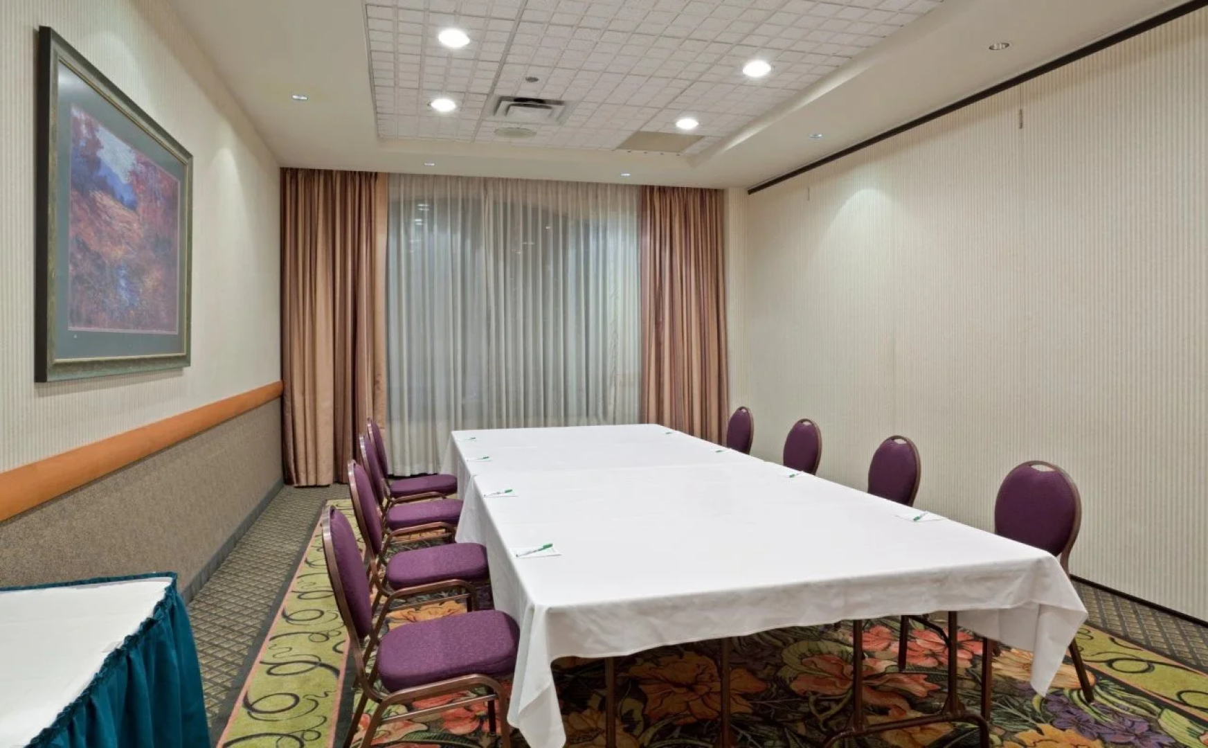 Holiday Inn Hotel & Suites North Vancouver by IHG