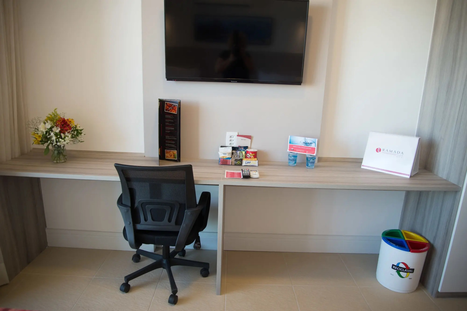 Ramada by Wyndham Macae Hotel Suites