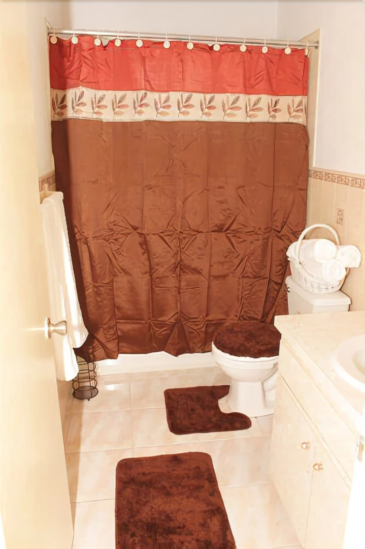 Tropical Gardens Apartment