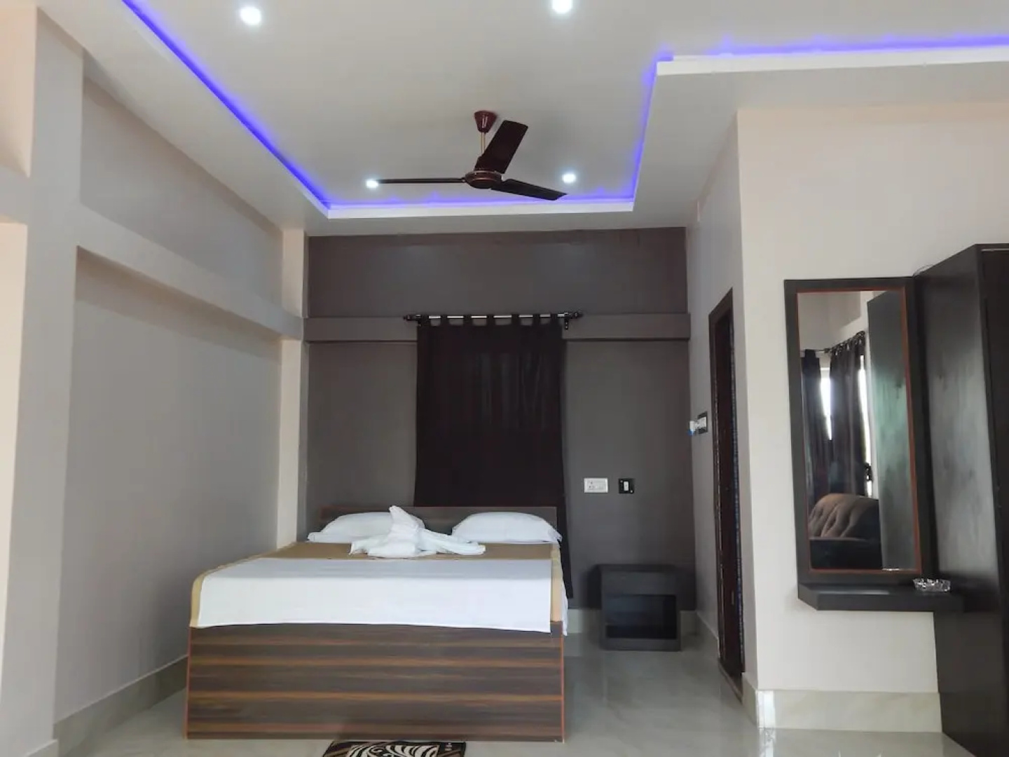 Samriddhi Banquet Garden & Resorts