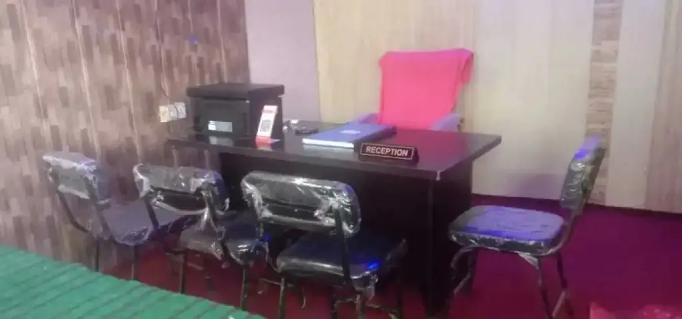 OYO 92428 New Green Hotel