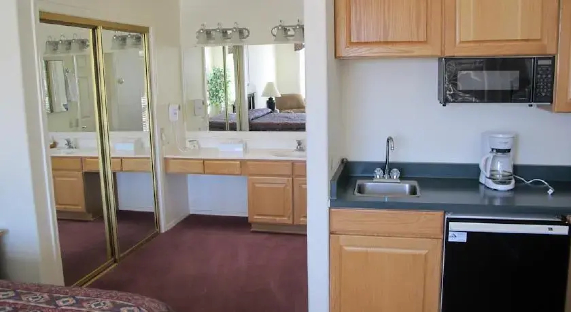 Inn at San Ignacio Condo Hotel