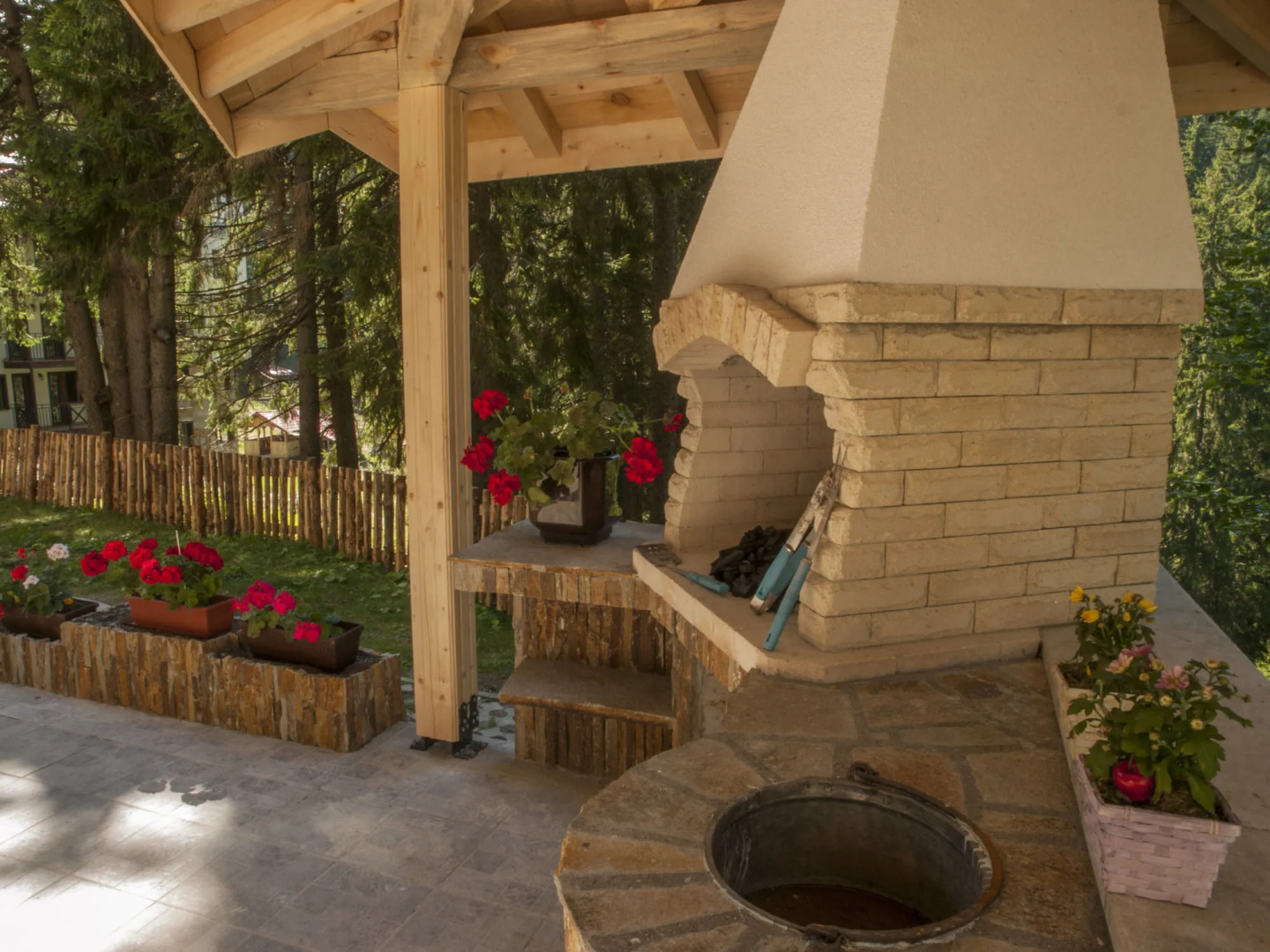 Green Life Family Apartments Pamporovo