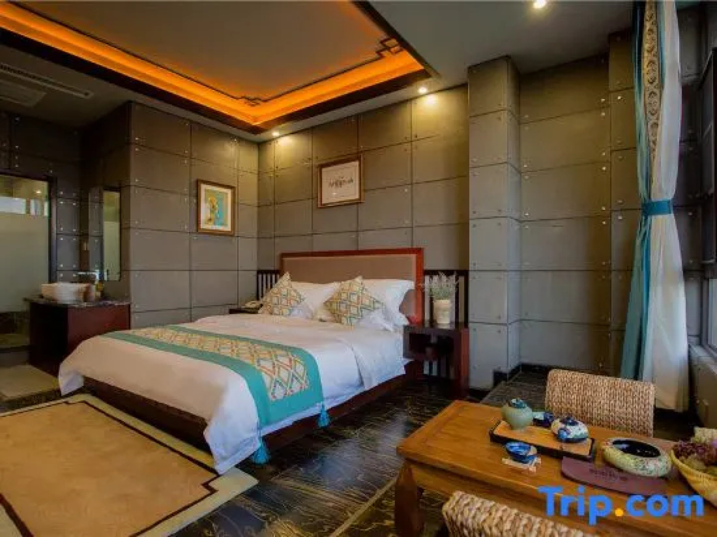 Lugu Lake Yunshang Holiday Hotel