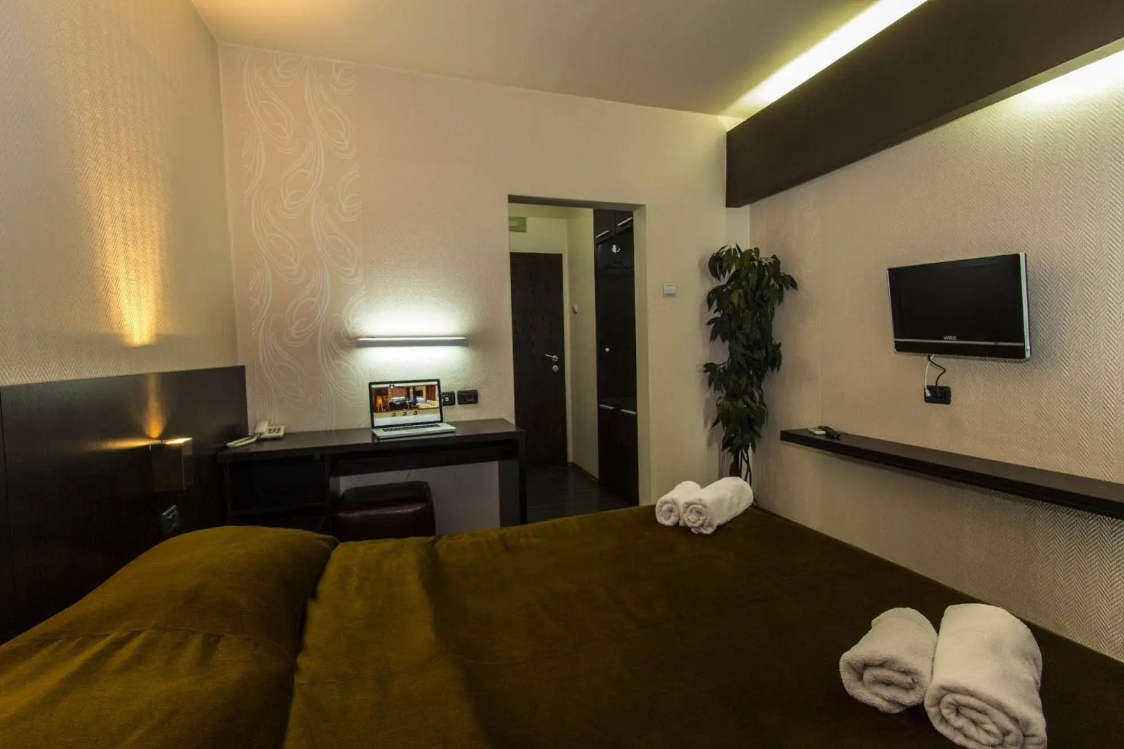 Petrus Hotel