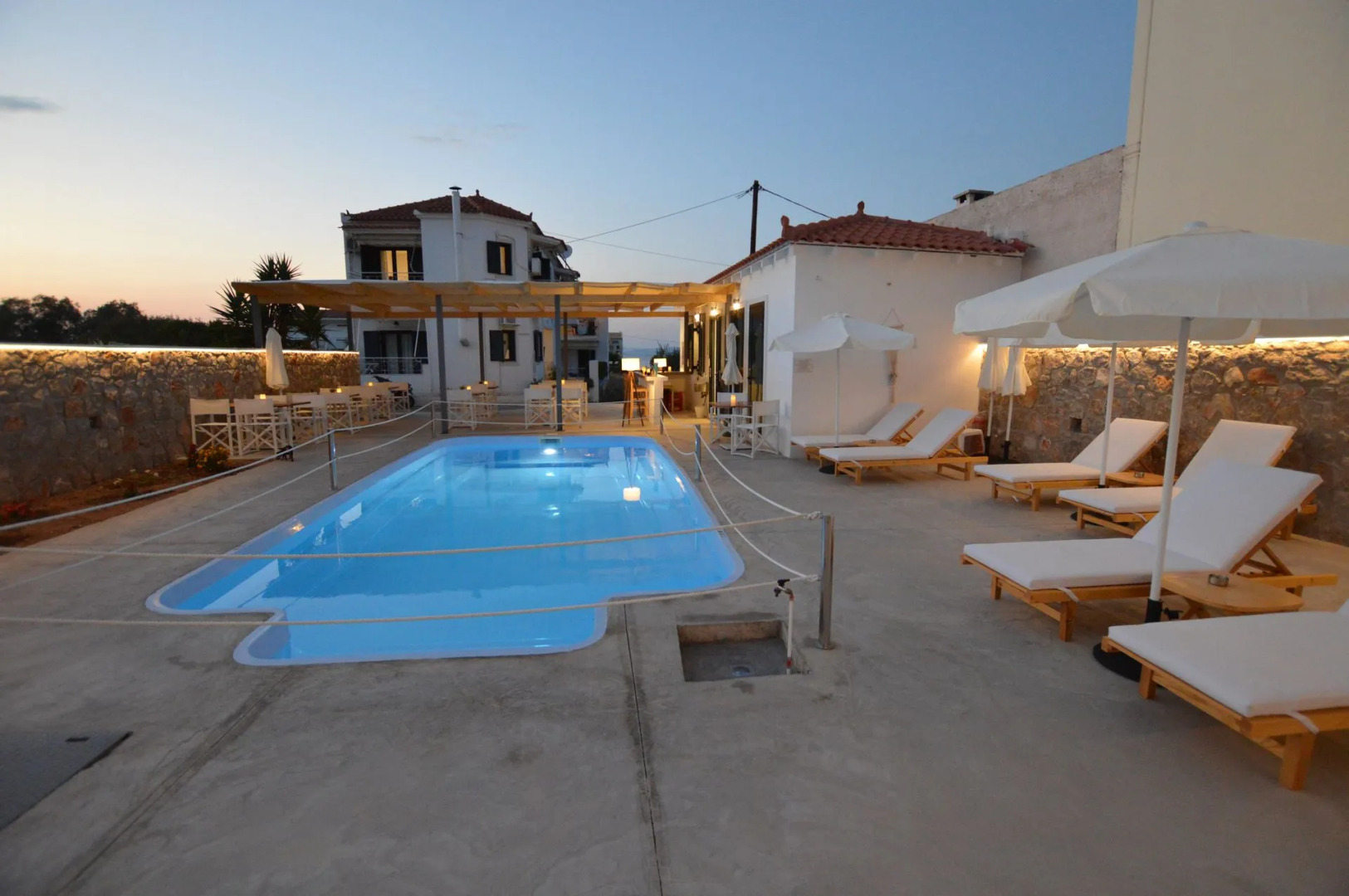 Koukounari Apartments Agistri