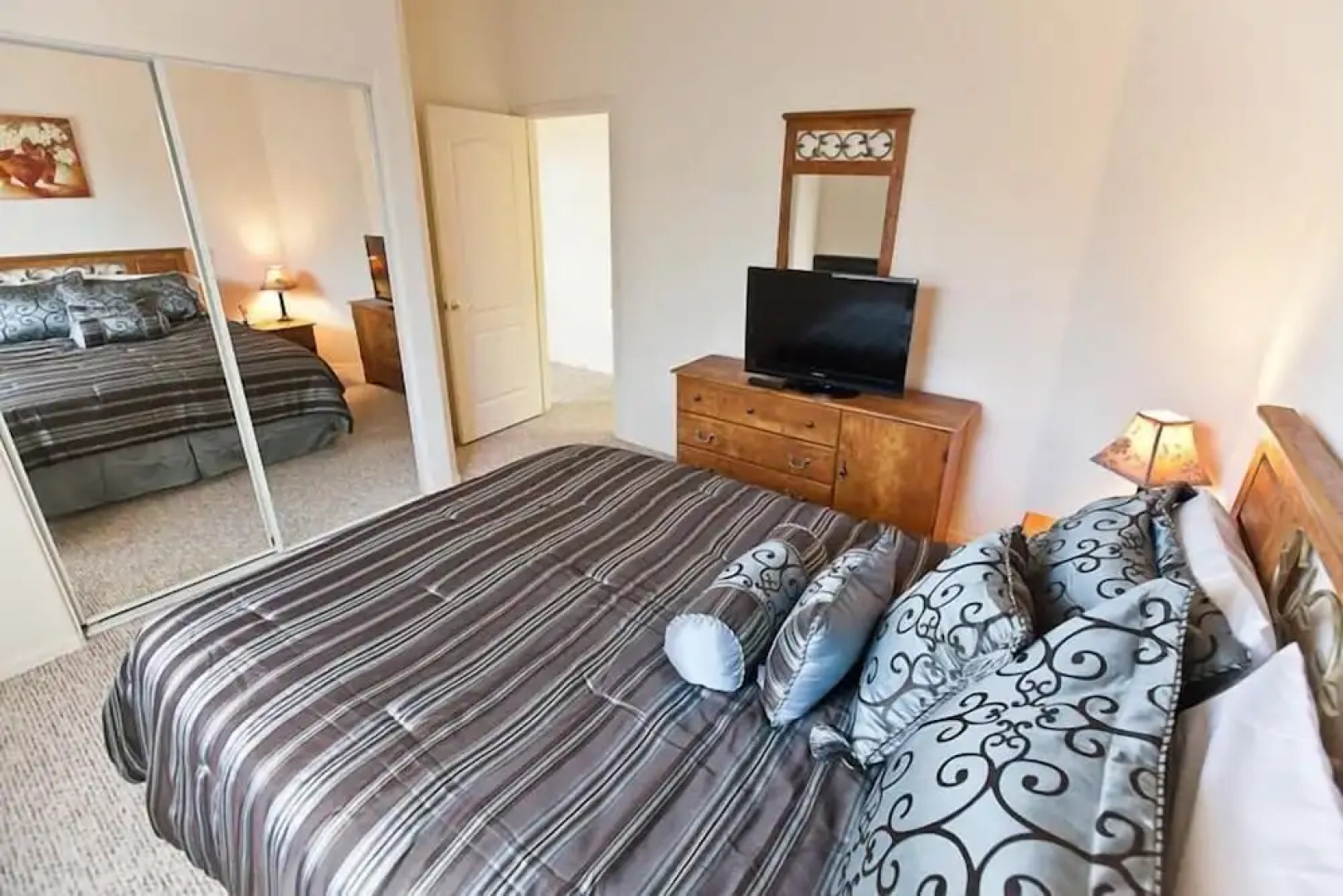 Keep It Simple By Signature Vacation Rentals