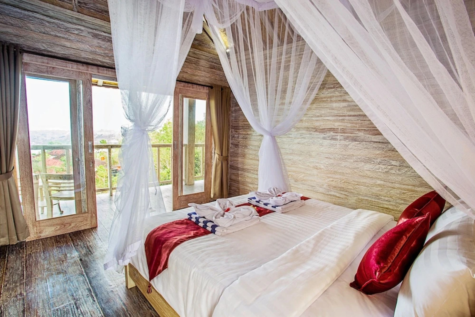 The Puncak Sunset Ceningan