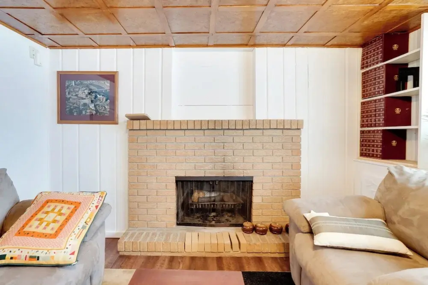 Pet-friendly Minneapolis Apt Near Shops & Dining!