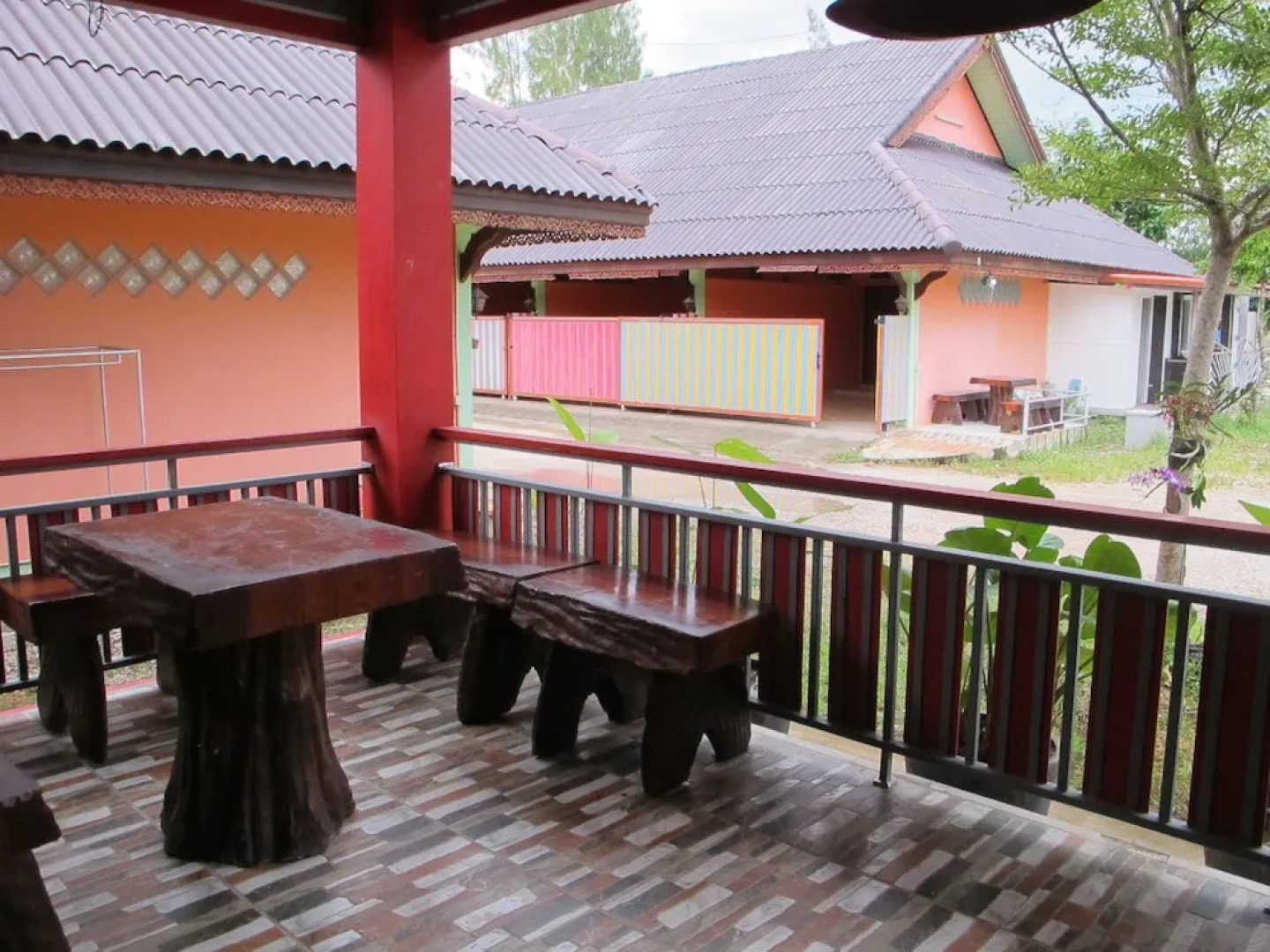 Buachompoo Resort Suratthani