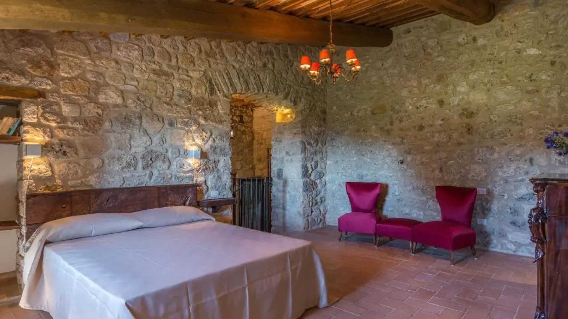 SANTA ILLUMINATA 20, Emma Villas