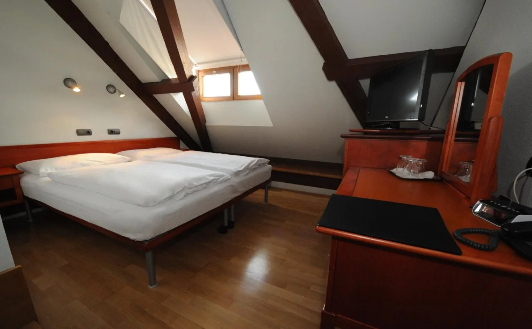 Gizella Hotel and Restaurant