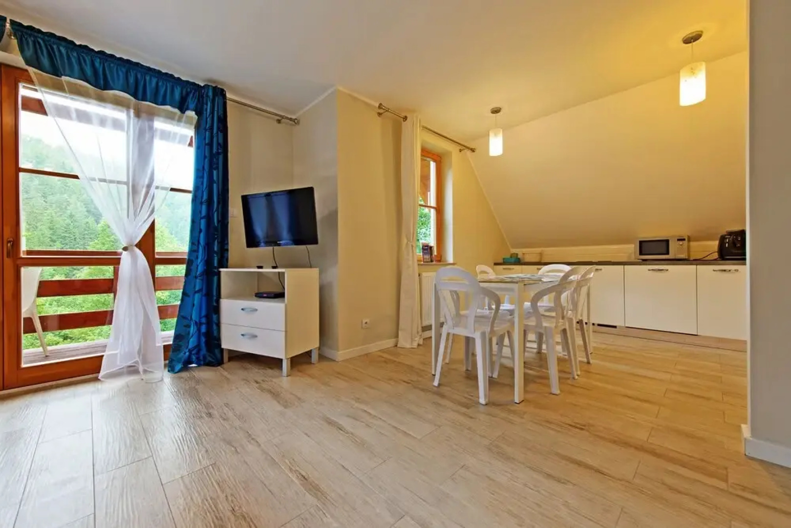 Apartament Karpatka 2 przy wyciągu narciarskim