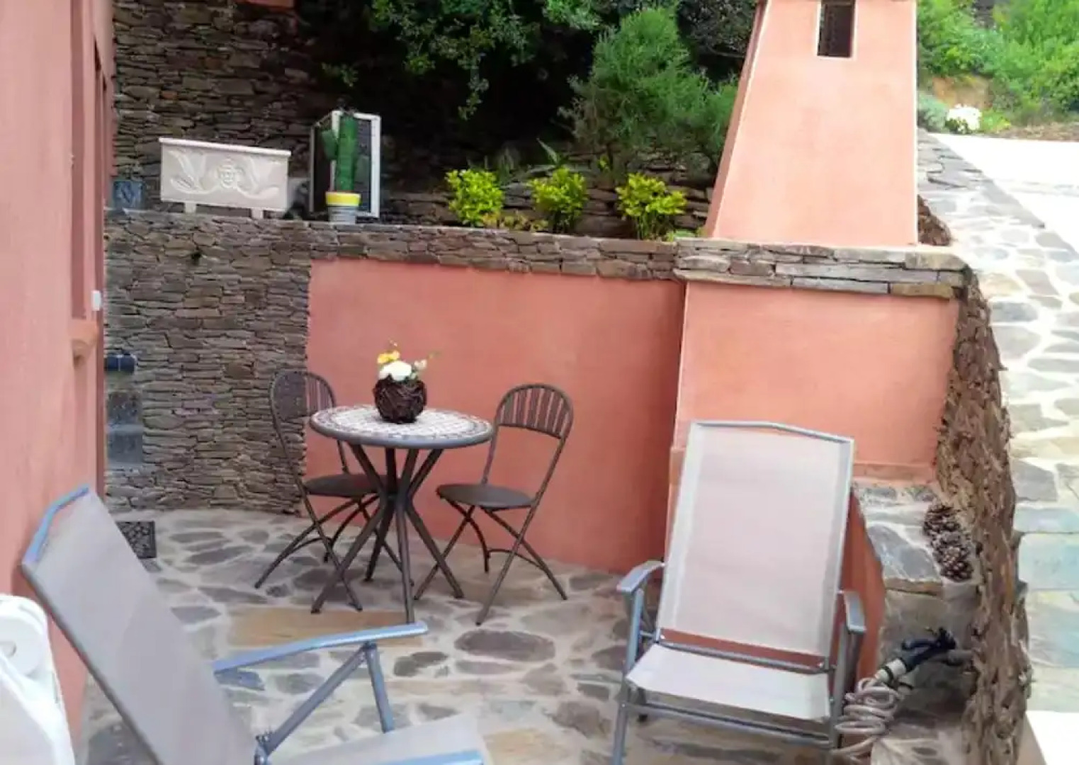 Studio in Collioure, With Wonderful sea View, Enclosed Garden and Wifi