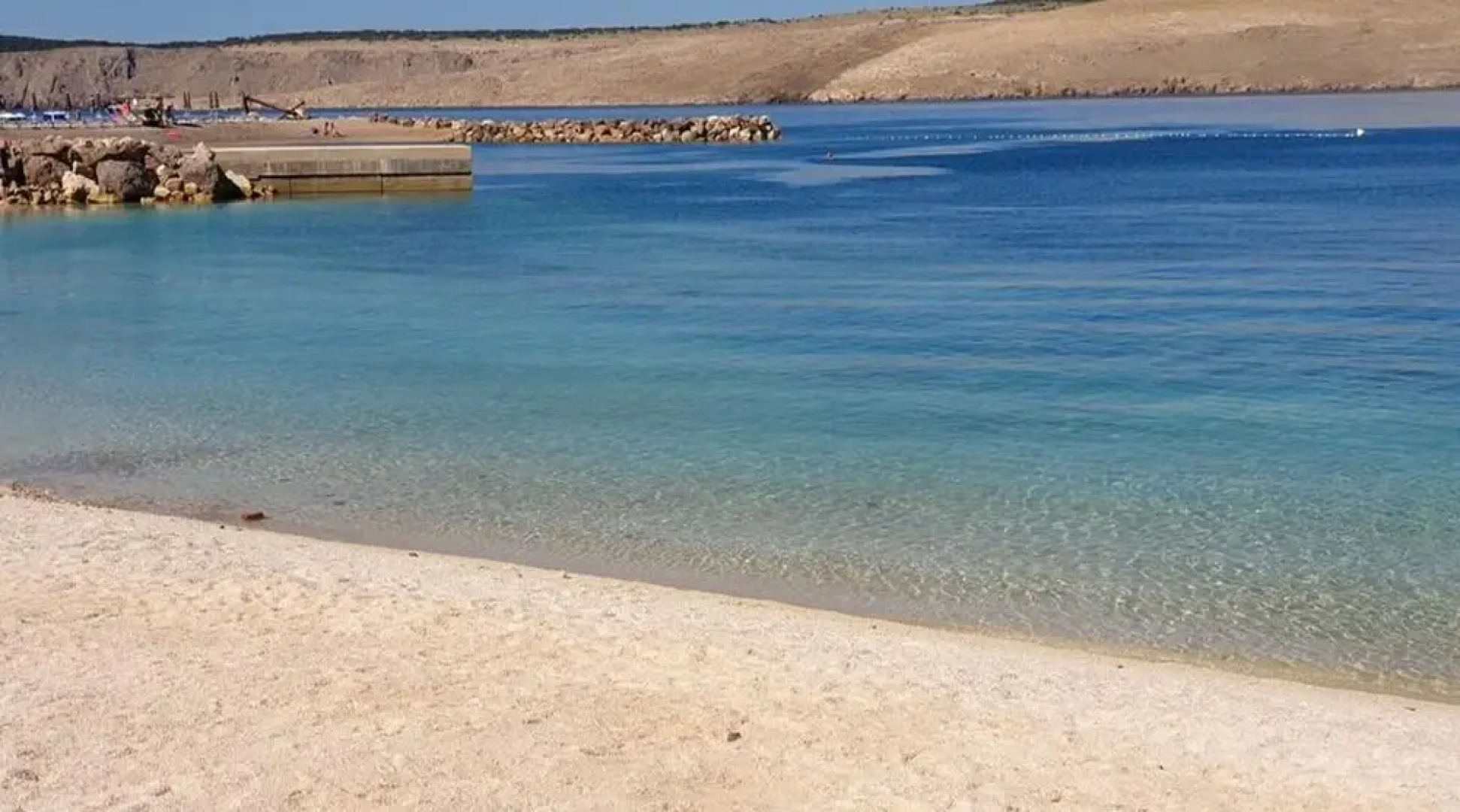 Ani - 10 M From the sea - SA1 Zeleni