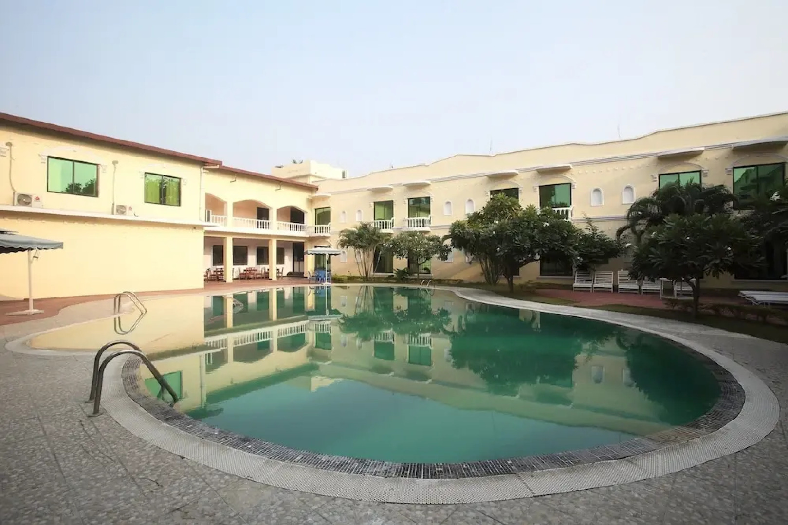 Capital O 699 Hotel Sneha