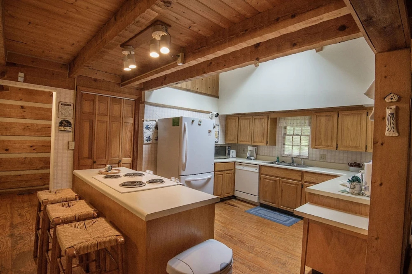 Valhalla by Heritage Cabin Rentals