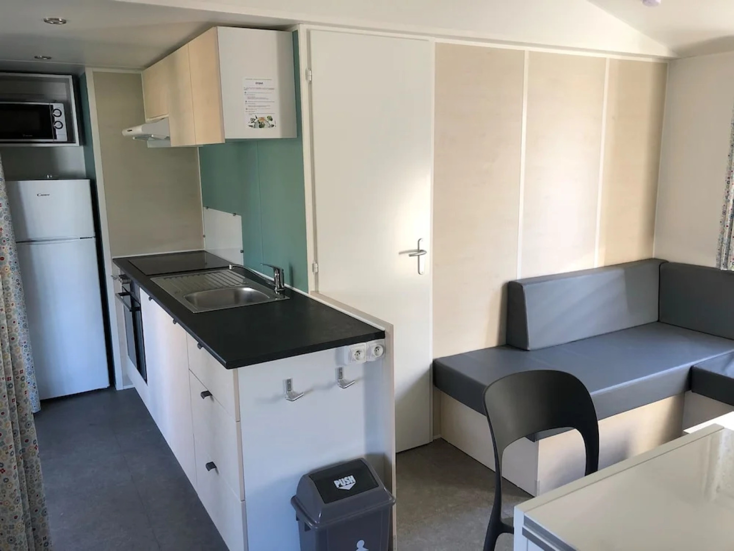 Camping à la Corniche