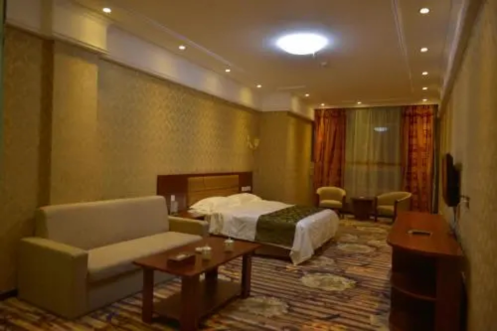 Xiushan International Hotel Bidebao Art Square