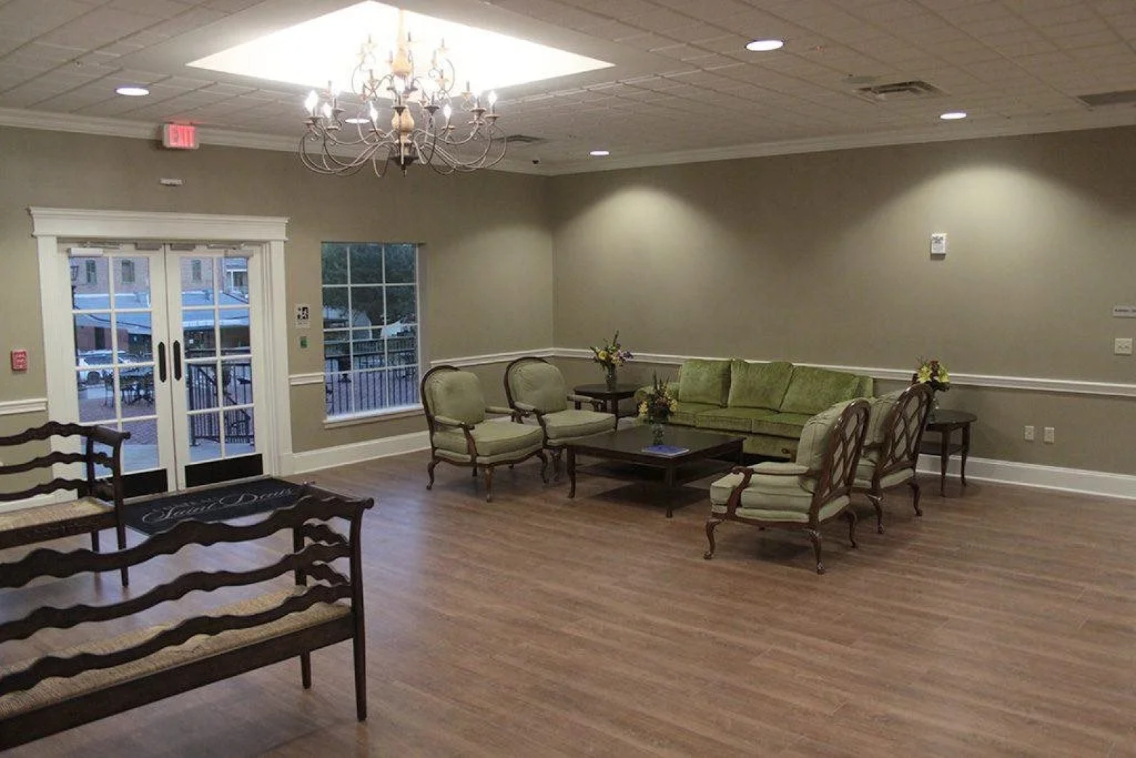 Chateau Saint Denis Hotel