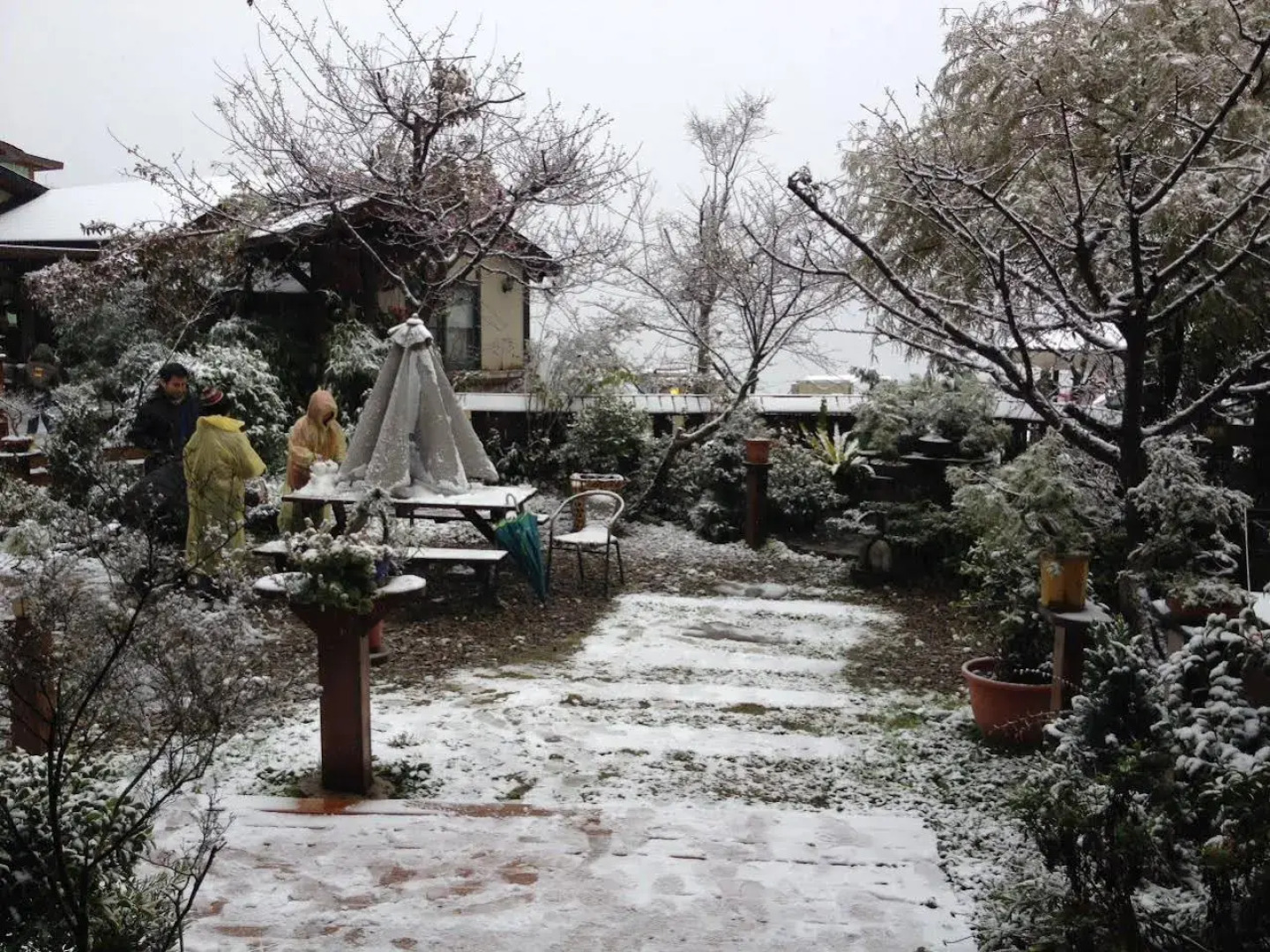 Shiyai Taoyuan B & B