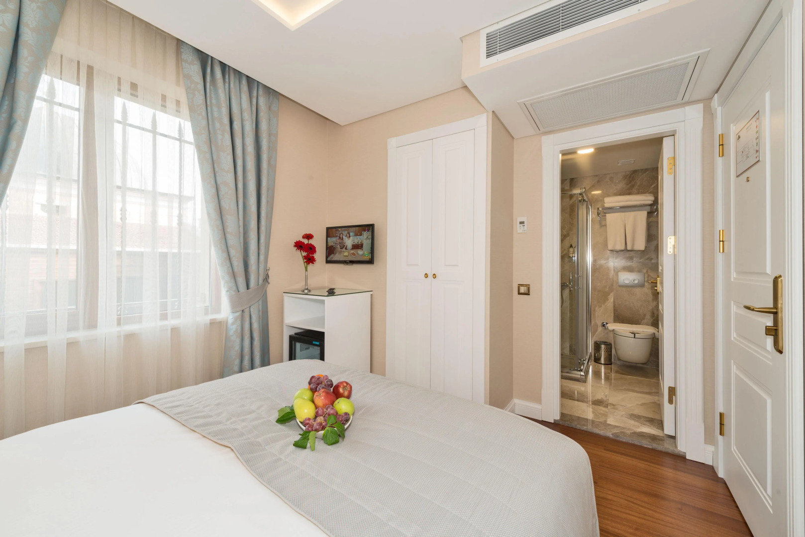 Ada Karakoy Hotel - Special Class