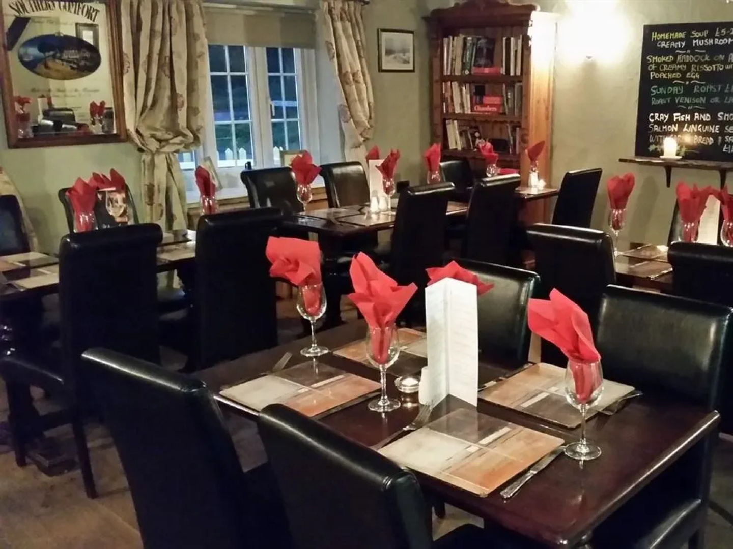The Three Horseshoes