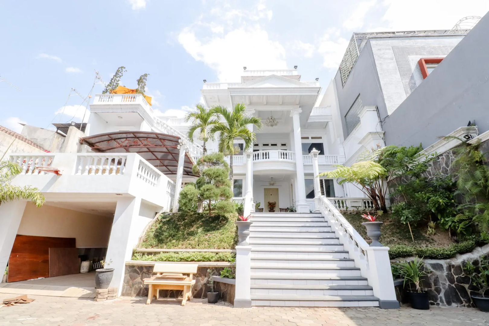 HOG Batu Guest House Syariah