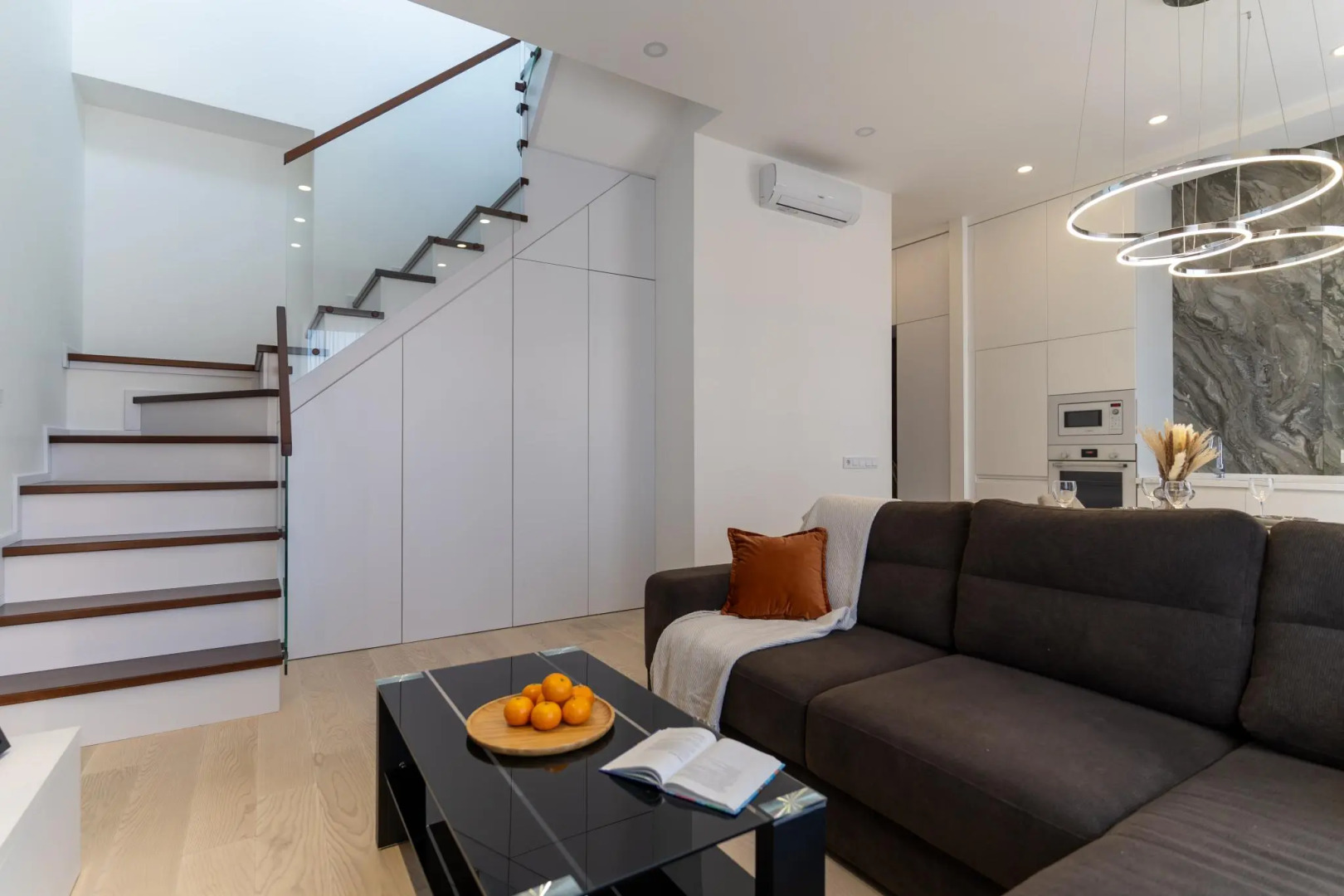 Апартаменты Степаненков на Стачек