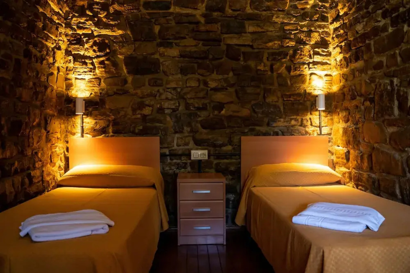 Albergue Inturjoven Cortes de la Frontera - Hostel