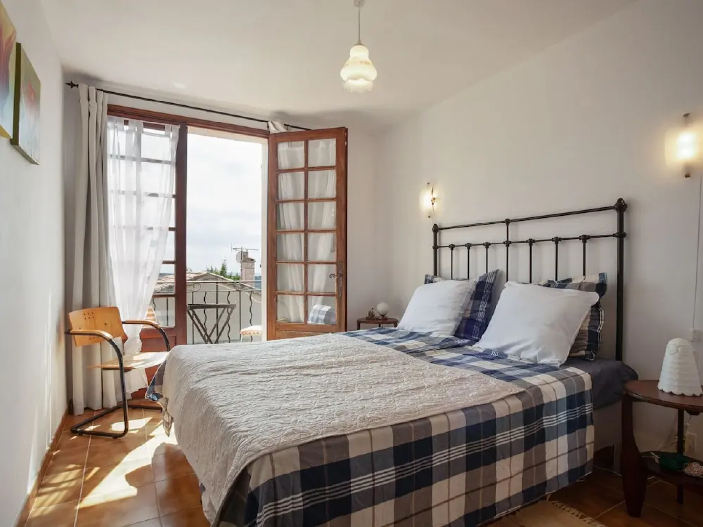 Cosy Apartment in Vachères With Private Garden